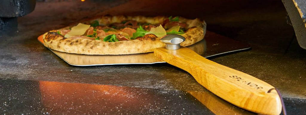 Chef Pomodoro Pelle a Pizza avec Poignée en Bois Pliable, Spatule Pizza -  Pelle Pizza en Aluminium de Haute Qualité - Pelle à Pizza Gourmande Pour  Pizzas,Tarte Flambée, Barbecue et Pain 