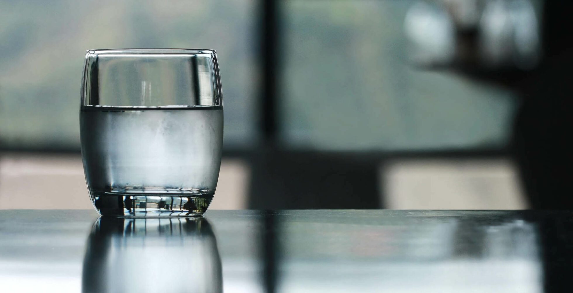 Simplifiez votre vie avec le rince-verre : nettoyez vos verres en
